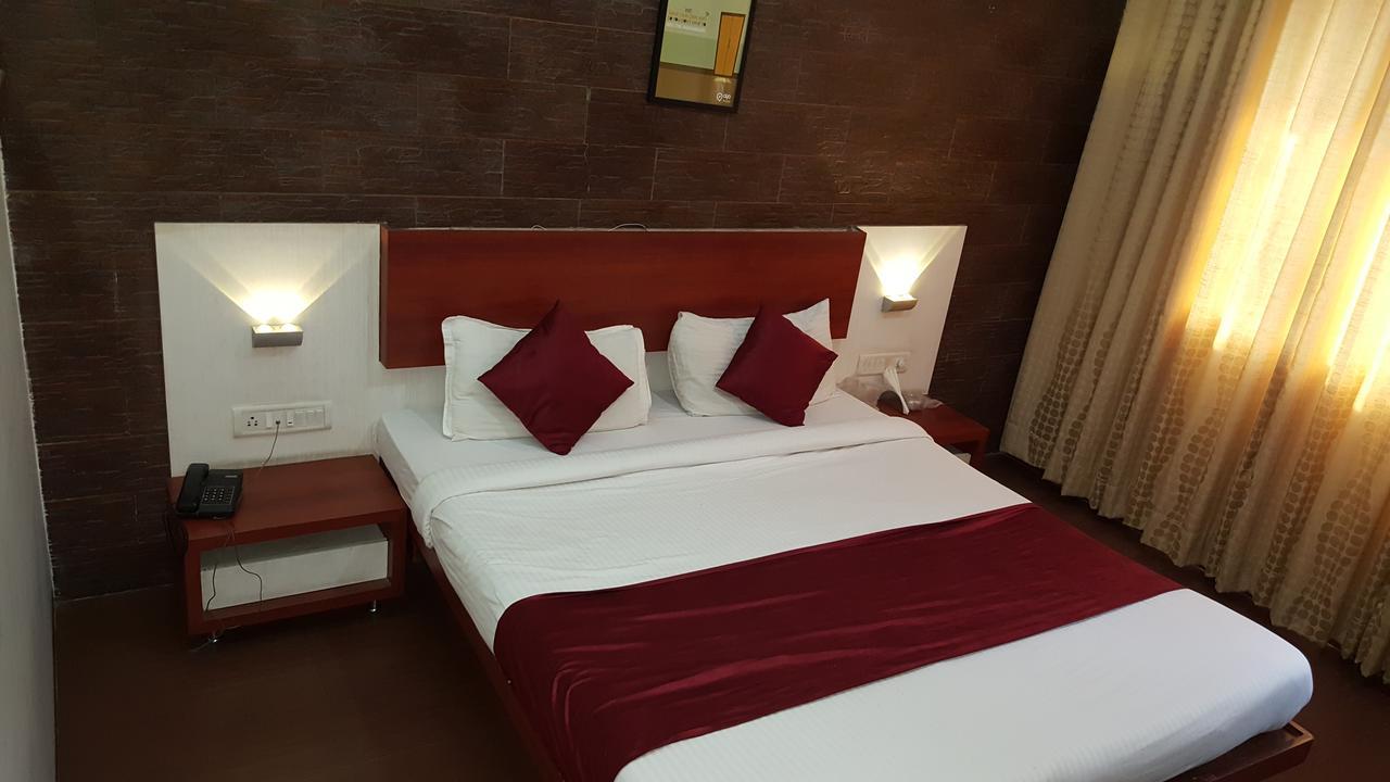 Hotel Khandesh Residency Panvel Extérieur photo
