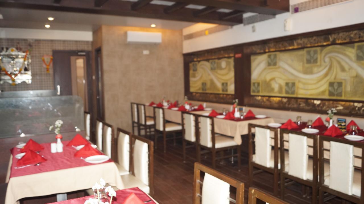 Hotel Khandesh Residency Panvel Extérieur photo
