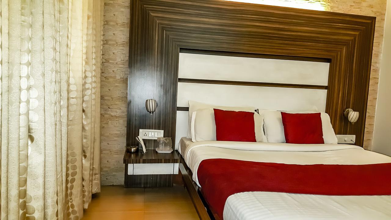 Hotel Khandesh Residency Panvel Extérieur photo